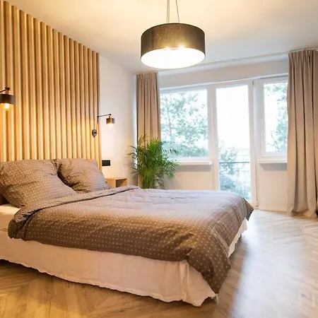 Wyjatkowe Mieszkanie Przy Rynku Lägenhet