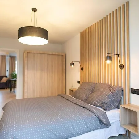 Lägenhet Wyjatkowe Mieszkanie Przy Rynku