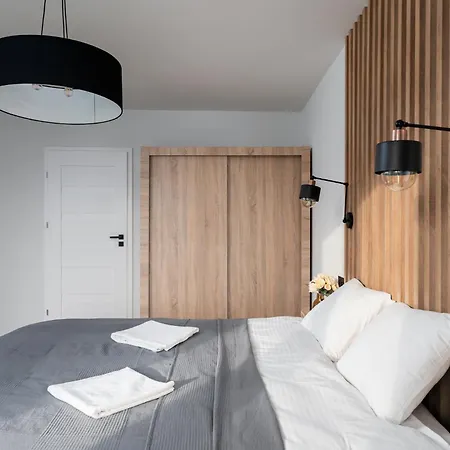 Wyjatkowe Mieszkanie Przy Rynku Lägenhet *