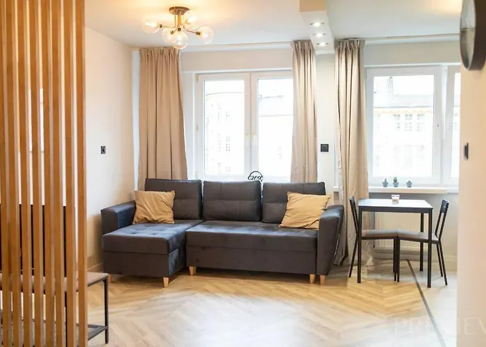 Wyjatkowe Mieszkanie Przy Rynku 브로츠와프